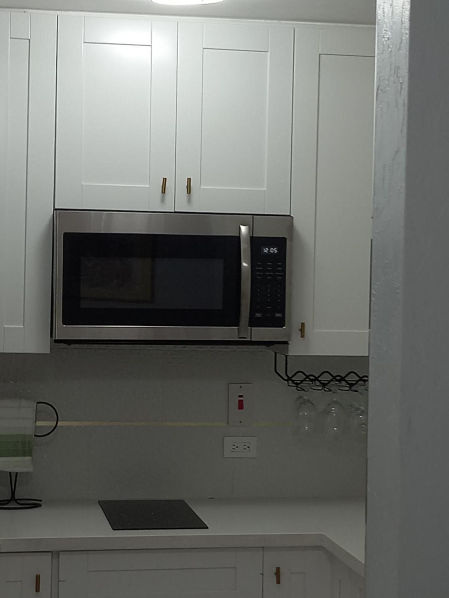 Marchabell By The Sea E22 Appartement Ocho Rios Buitenkant foto