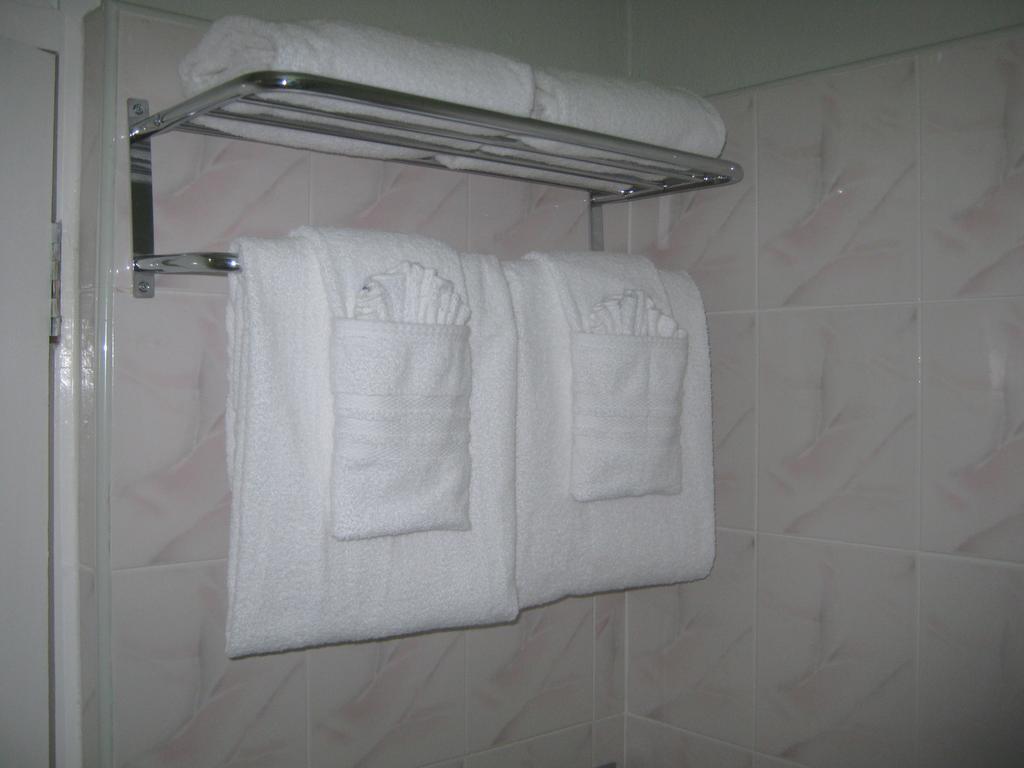 Marchabell By The Sea E22 Appartement Ocho Rios Kamer foto