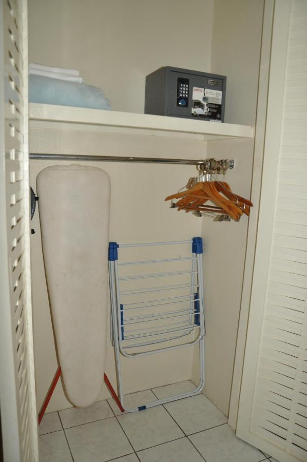 Marchabell By The Sea E22 Appartement Ocho Rios Kamer foto